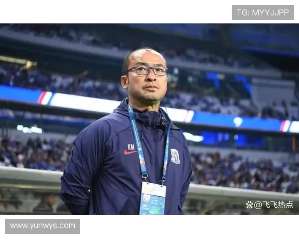 冠军球队主帅荣膺年度最佳教练称号当之无愧彰显执教风范卓越实力